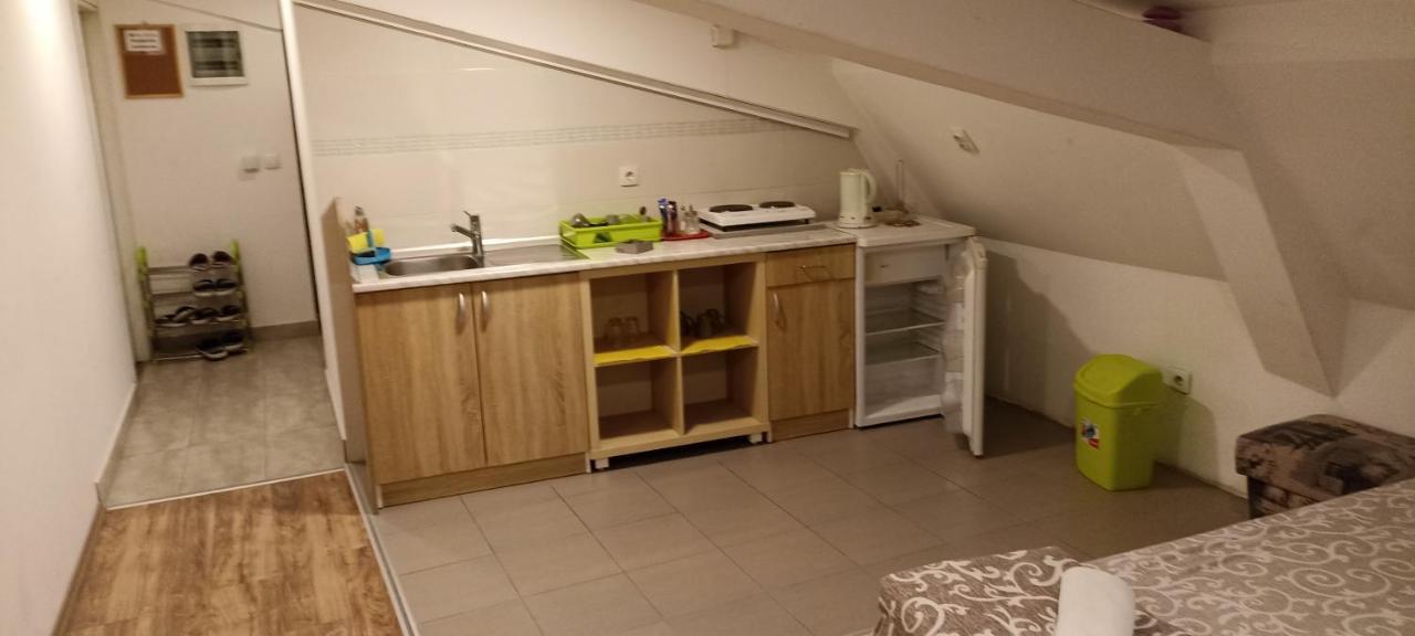 Athos Apartments Ni المظهر الخارجي الصورة
