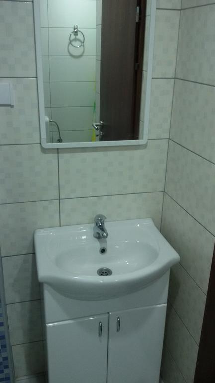Athos Apartments Ni المظهر الخارجي الصورة