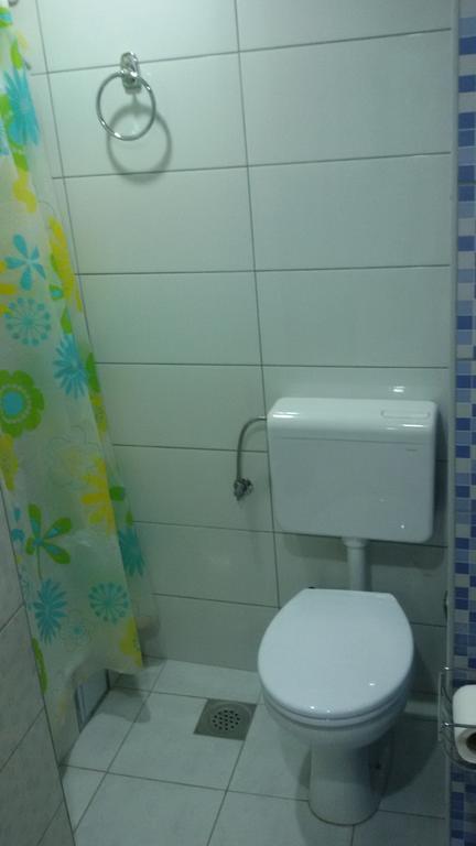 Athos Apartments Ni المظهر الخارجي الصورة