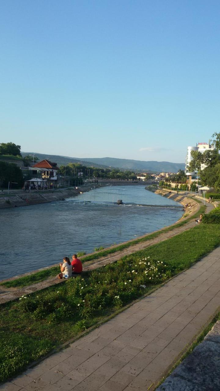 Athos Apartments Ni المظهر الخارجي الصورة